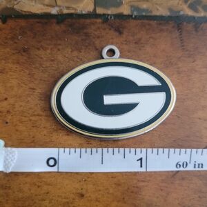 Michael Kors Silver Oval Pendant